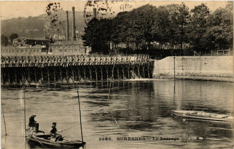 Carte postale ancienne Suresnes - Le barrage à Suresnes