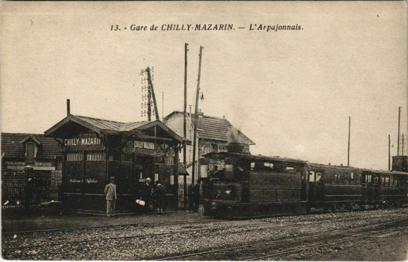 Carte postale ancienne Chilly-Mazarin La Gare Arpajonnais à Chilly-Mazarin