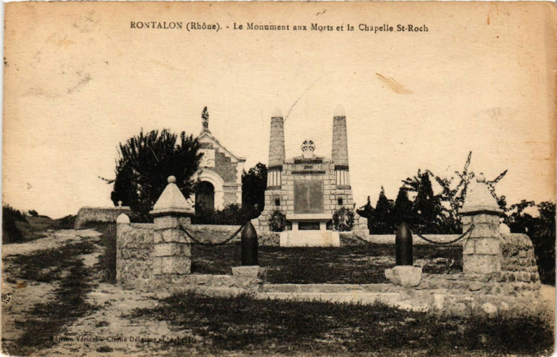 Carte postale ancienne Rontalon - Le Monument aux Morts et la Chapelle Saint-Roch à Rontalon
