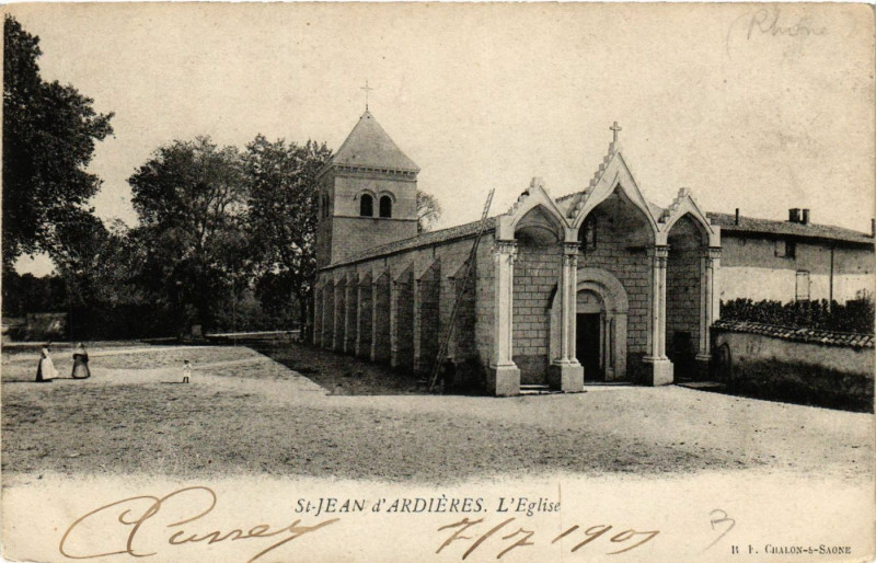 Carte postale ancienne Saint-Jean-d'Ardieres - L'Eglise
