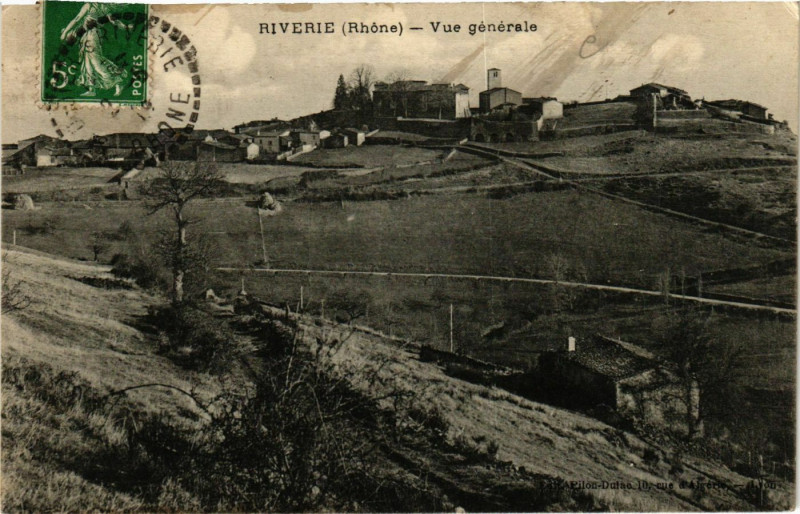 Carte postale ancienne Riverie - Vue générale à Riverie