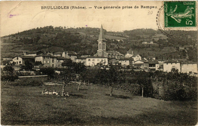 Carte postale ancienne Brullioles - Vue générale de Rempau à Brullioles