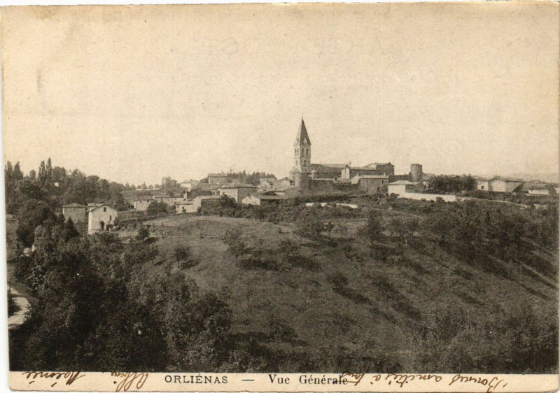 Carte postale ancienne Orlienas - Vue générale à Orliénas