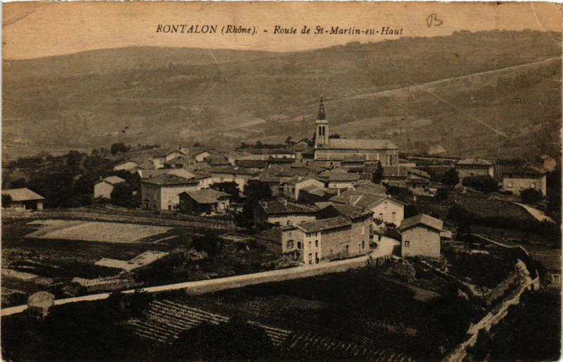 Carte postale ancienne Rontalon - Route de Saint-Martin-en-Haut à Rontalon