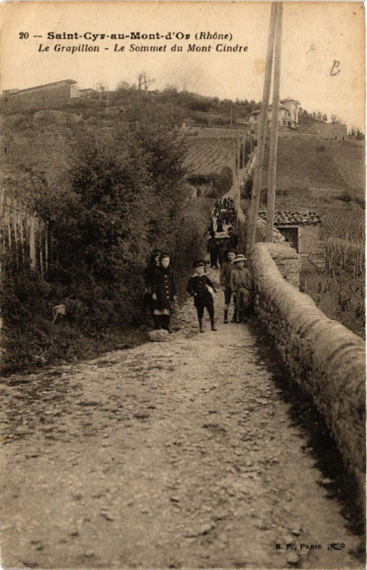 Carte postale ancienne Saint-Cyr-au-Mont-d'Or - Le Grapillon Le sommet du Mont Cindre à Saint-Cyr-au-Mont-d'Or