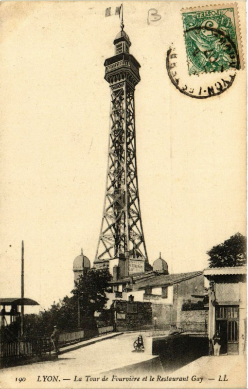 Carte postale ancienne Lyon - La Tour de Fourviere et le Restaurant Gay à Lyon
