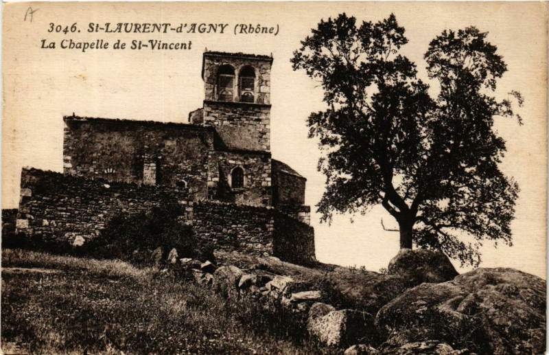 Carte postale ancienne Saint-Laurent-d'Agny - La chapelle Saint-Vincent à Saint-Laurent-d'Agny