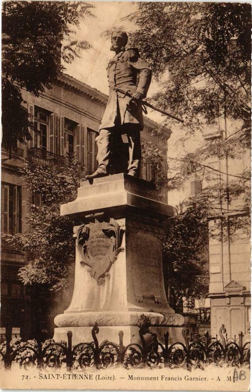 Carte postale ancienne Saint-Etienne Monument Francis Garnier à Saint-Étienne