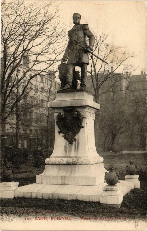 Carte postale ancienne Saint-Etienne Monument Francis Garnier à Saint-Étienne