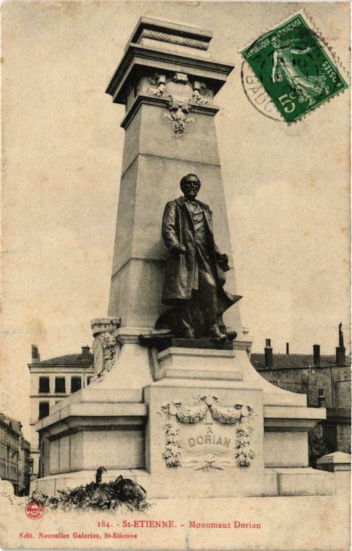 Carte postale ancienne Saint-Etienne Monument Dorian à Saint-Étienne