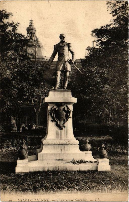 Carte postale ancienne Saint-Etienne Monument Francis Garnier à Saint-Étienne