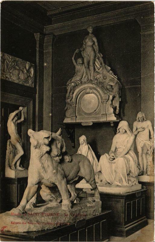 Carte postale ancienne Musée de Saint-Etienne Le Vestibule à Saint-Étienne