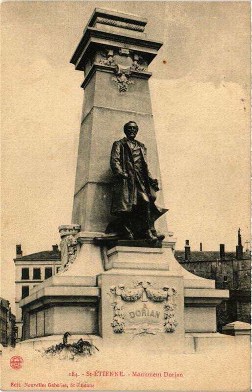 Carte postale ancienne Saint-Etienne Monument Dorian à Saint-Étienne