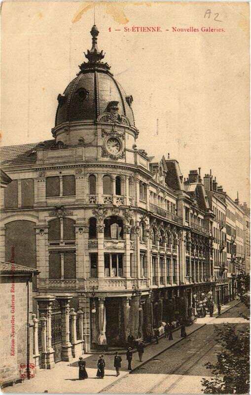Carte postale ancienne Saint-Etienne Nouvelles Galeries à Saint-Étienne