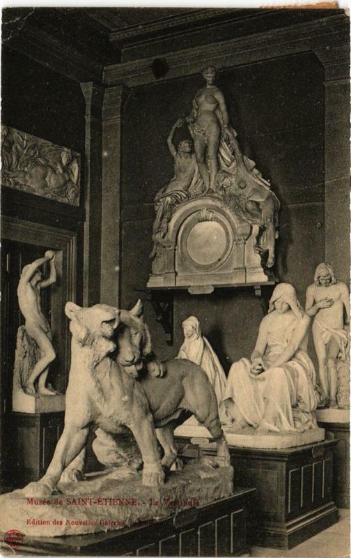 Carte postale ancienne Musée de Saint-Etienne Le Vestibule à Saint-Étienne