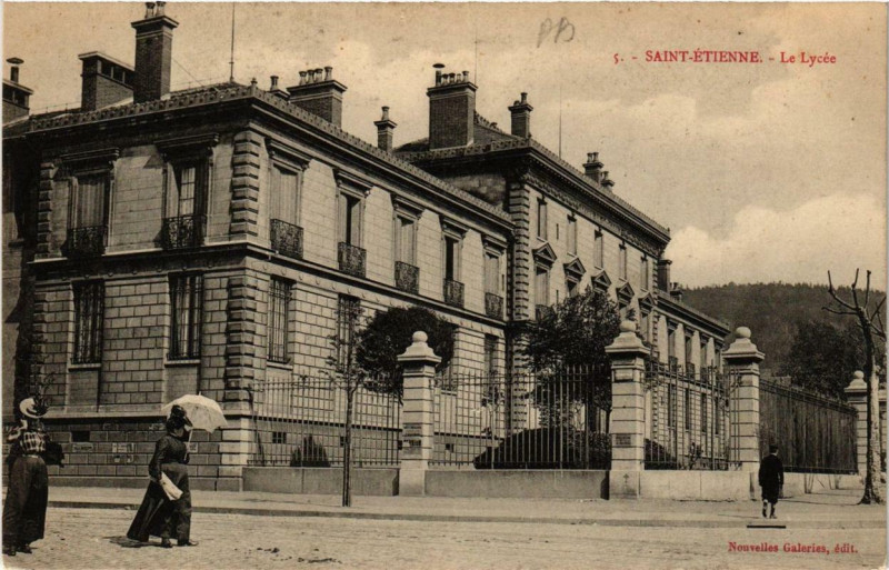 Carte postale ancienne Saint-Etienne Le Lycée à Saint-Étienne