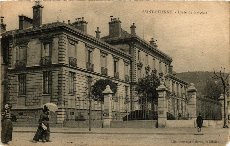 Carte postale ancienne Saint-Etienne Lycée de Garcons à Saint-Étienne