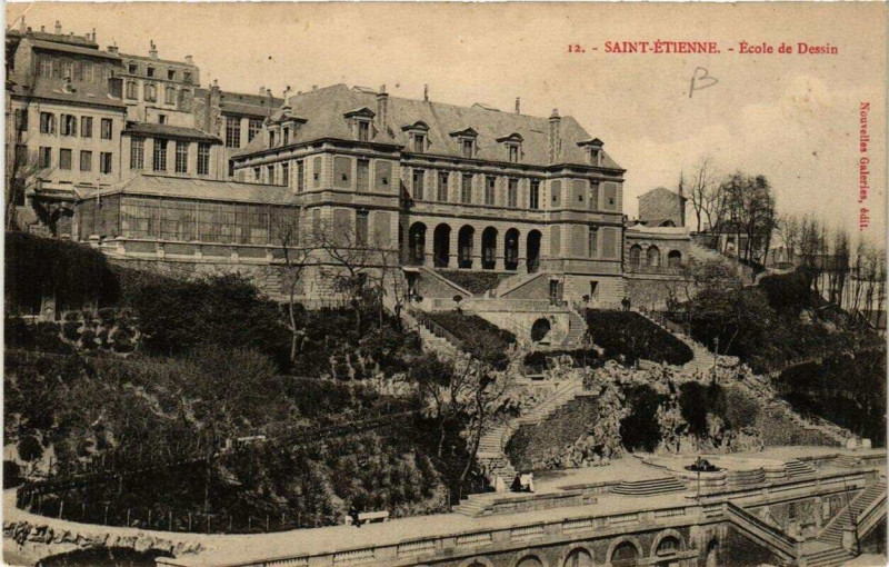 Carte postale ancienne Saint-Etienne Ecole de Dessin à Saint-Étienne