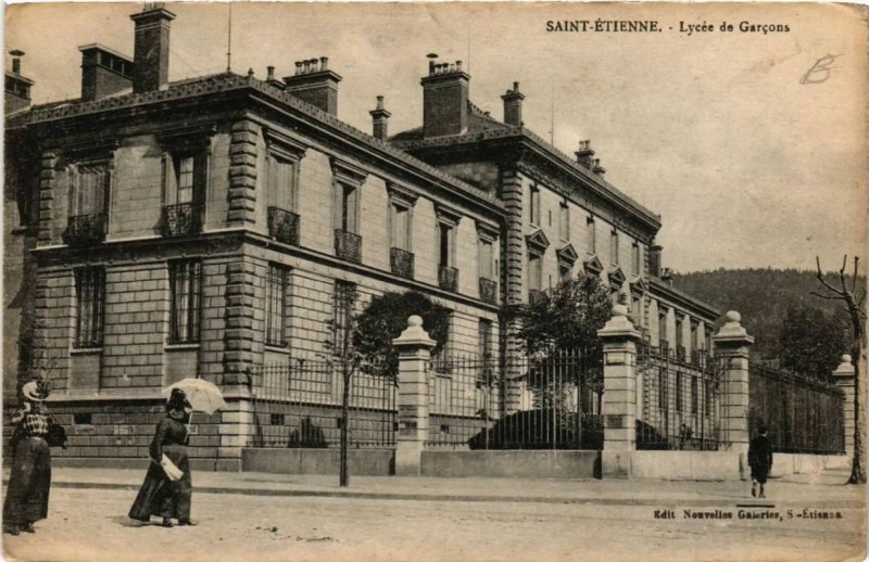 Carte postale ancienne Saint-Etienne Lycée de Garcons à Saint-Étienne
