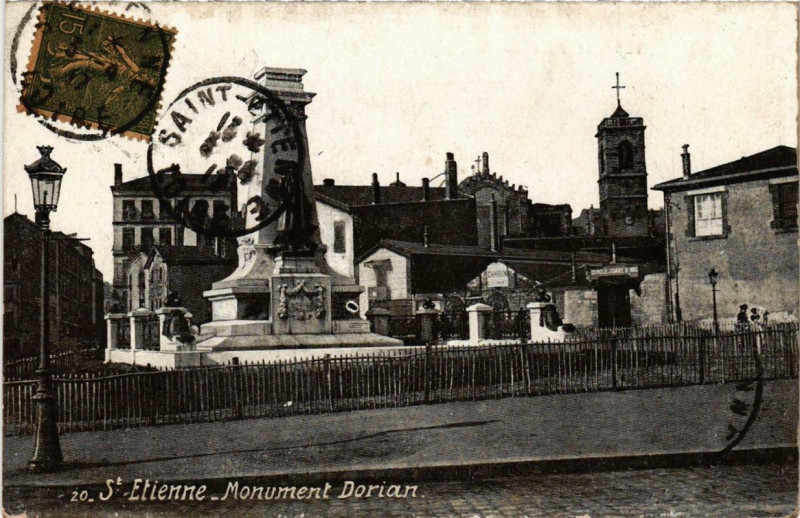 Carte postale ancienne Saint-Etienne Monument Dorian à Saint-Étienne