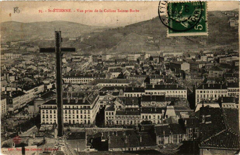Carte postale ancienne Saint-Etienne Vue prise de la Colline Sainte-Barbe à Saint-Étienne
