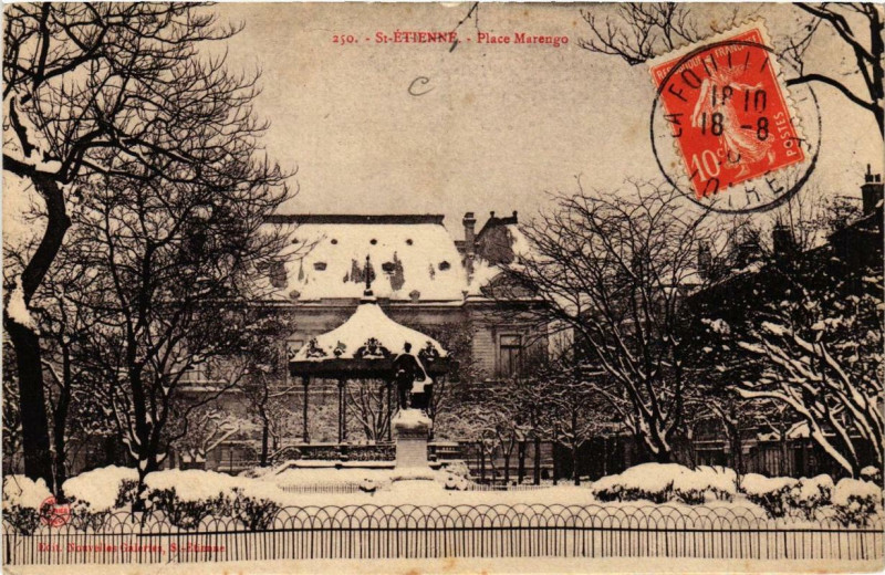 Carte postale ancienne Saint-Etienne Place Marengo à Saint-Étienne