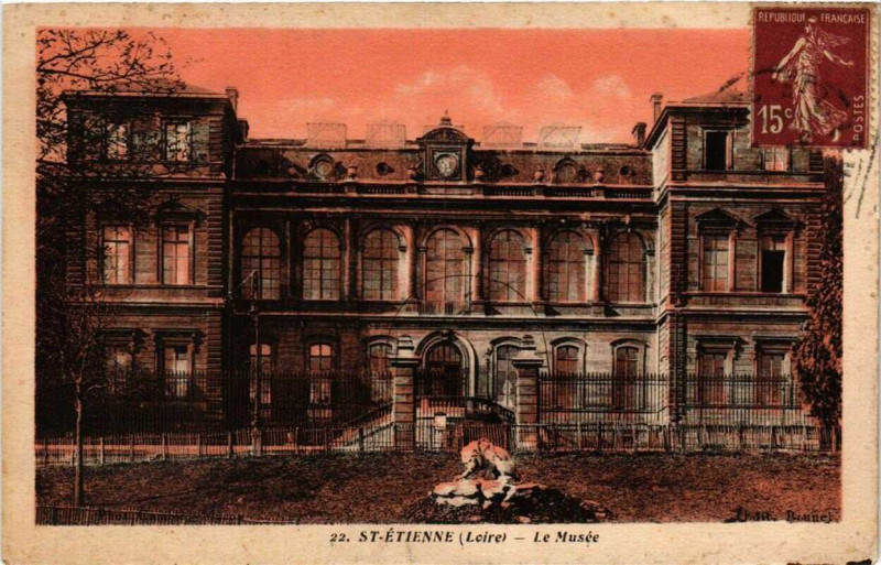 Carte postale ancienne Saint-Etienne Le Musée à Saint-Étienne