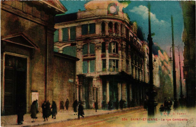 Carte postale ancienne Saint-Etienne La Rue Gambetta à Saint-Étienne