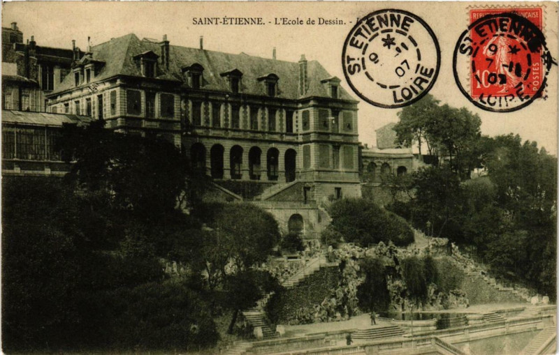 Carte postale ancienne Saint-Etienne Ecole de Dessin à Saint-Étienne