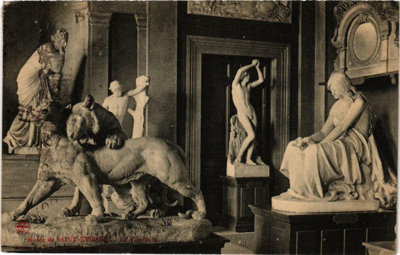 Carte postale ancienne Musée de Saint-Etienne Le Vestibule à Saint-Étienne