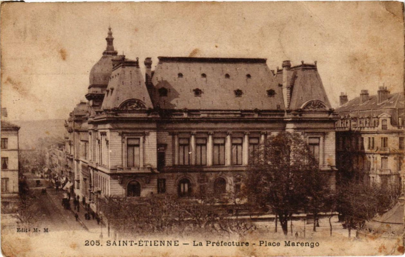 Carte postale ancienne Saint-Etienne La Préfecture. Place Marengo à Saint-Étienne