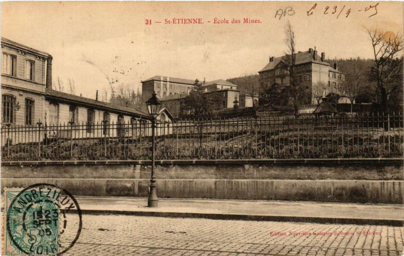 Carte postale ancienne Saint-Etienne Ecole des Mines à Saint-Étienne