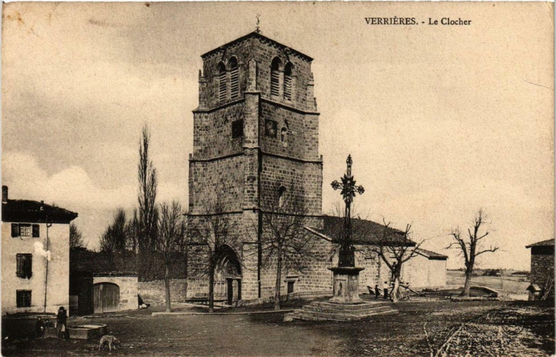 Carte postale ancienne Verrierez. Le Clocher