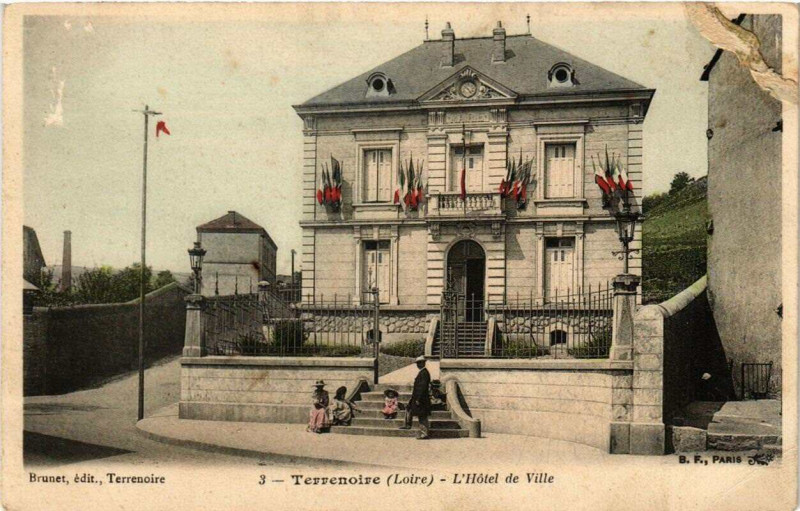 Carte postale ancienne Terrenoire Hotel de Ville
