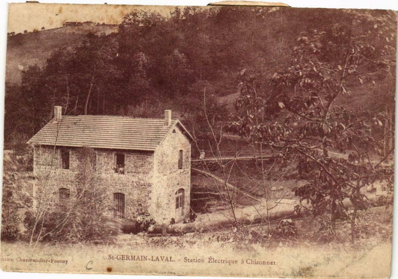 Carte postale ancienne Saint-Germain-Laval Station Electrique a Chizonnet à Saint-Germain-Laval