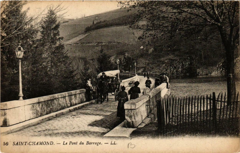 Carte postale ancienne Saint-Chamond Le Pont du Barrage à Saint-Chamond