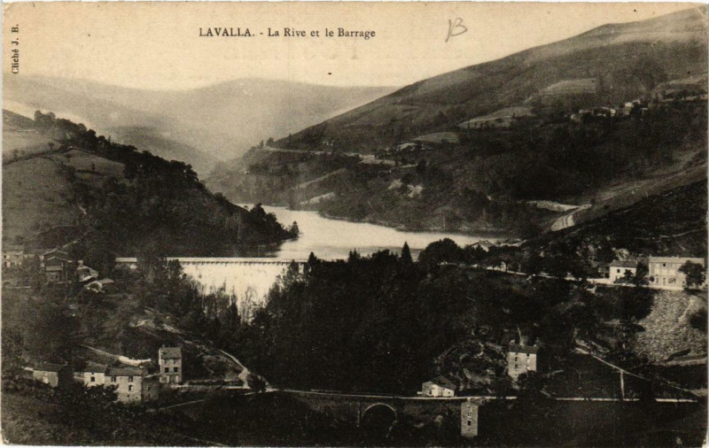 Carte postale ancienne La Valla La Rive et le Barrage