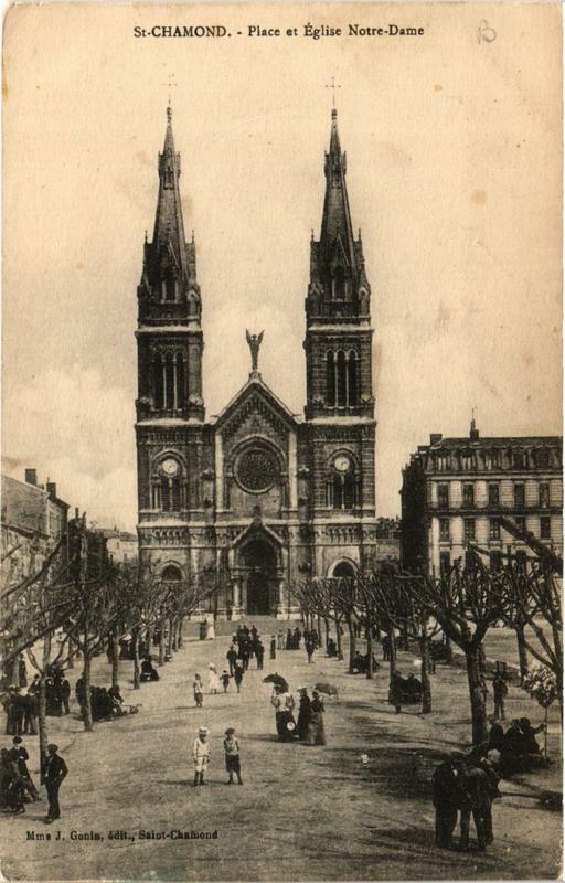 Carte postale ancienne Saint-Chamond Place et Eglise N.-D. à Saint-Chamond