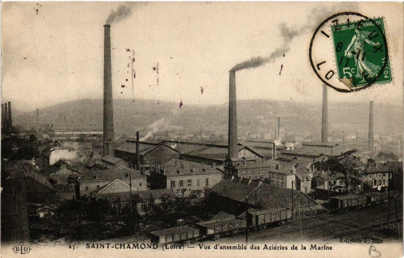 Carte postale ancienne Saint-Chamond Vue d'ensemble des Acieries de la Marine à Saint-Chamond