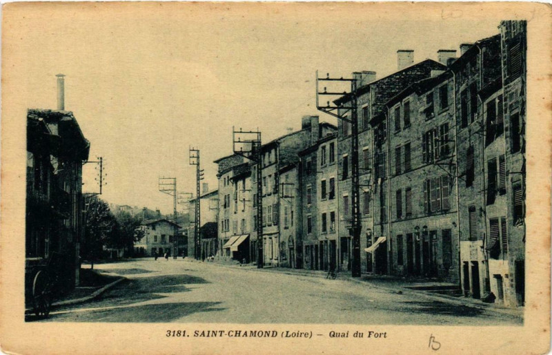 Carte postale ancienne Saint-Chamond Quai du Fort à Saint-Chamond