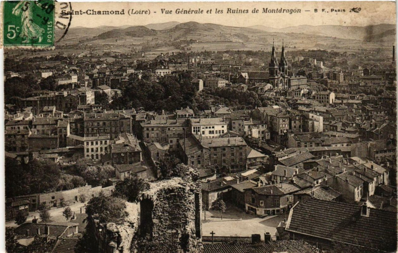 Carte postale ancienne Saint-Chamond Vue générale et les Ruines de Montdragon à Saint-Chamond