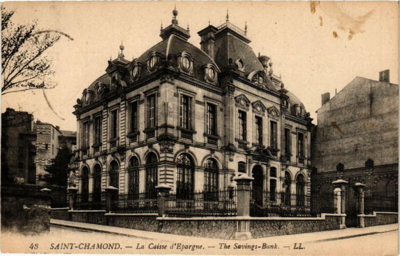 Carte postale ancienne Saint-Chamond La Caisse d'Epargne à Saint-Chamond