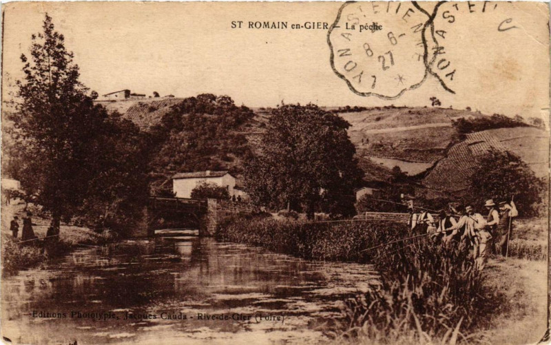 Carte postale ancienne Saint-Romain-en-Gier La peche