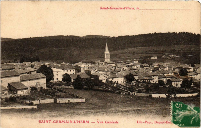 Carte postale ancienne Saint-Germain l'Herm Vue générale