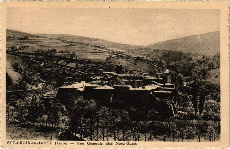 Carte postale ancienne Sainte-Croix-en-Jarez Vue générale cote Nord-Ouest à Sainte-Croix-en-Jarez