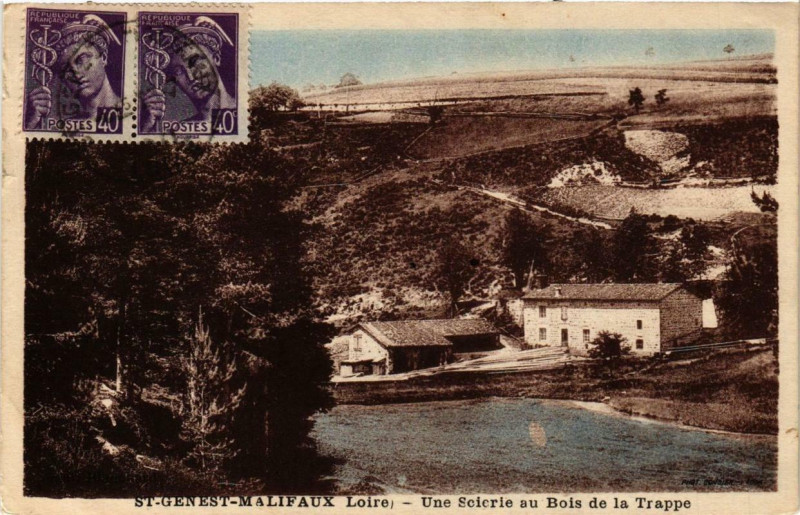 Carte postale ancienne Saint-Genest Malifaux Une Scierie au Bois de la Trappe à Saint-Genest-Malifaux
