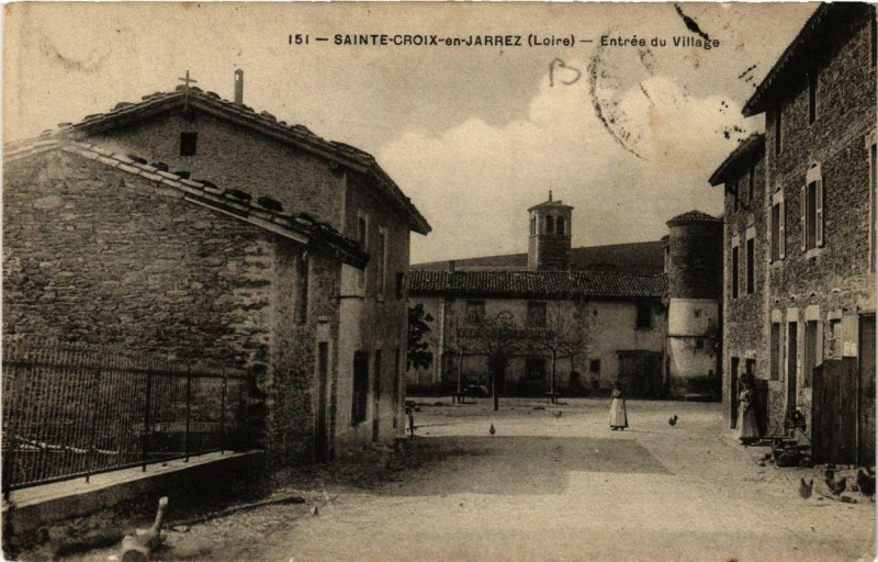Carte postale ancienne Sainte-Croix-en-Jarez Entrée du Village à Sainte-Croix-en-Jarez