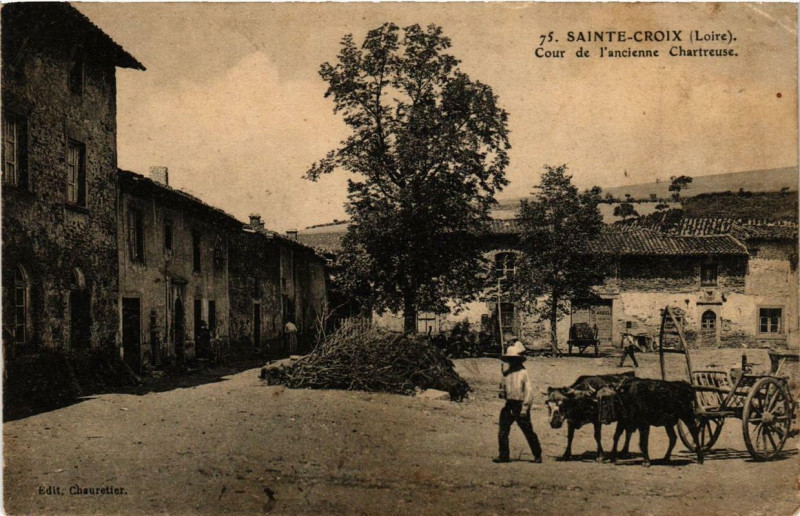 Carte postale ancienne Sainte-Croix Cour de l'ancienne Chartreuse
