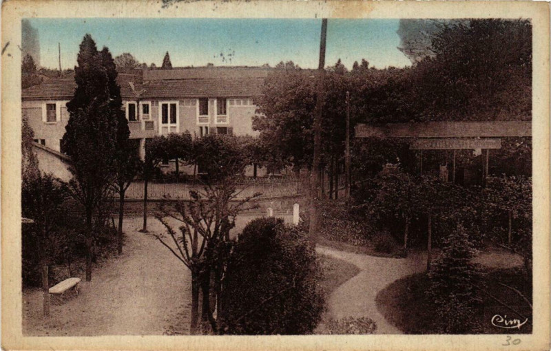 Carte postale ancienne Saint-Galmier L'Hotel des Sources à Saint-Galmier
