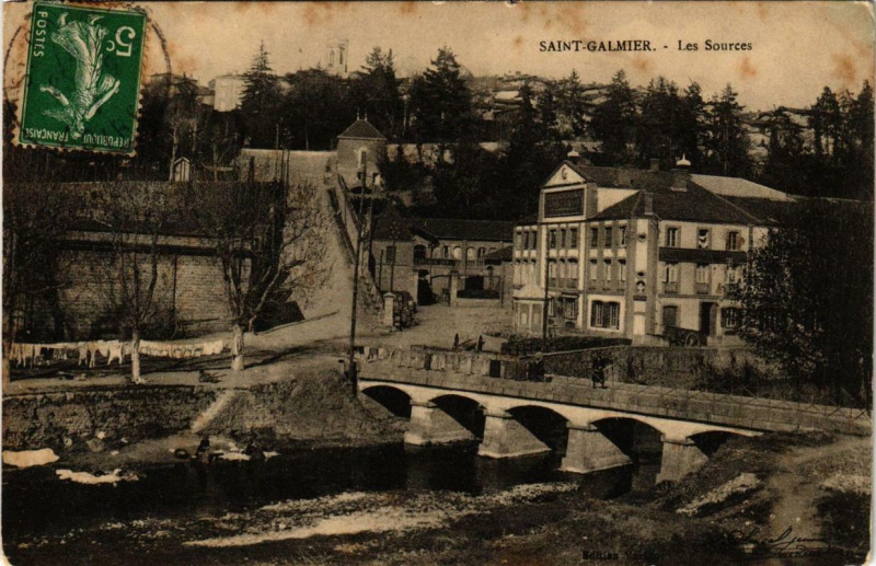 Carte postale ancienne Saint-Galmier Les Sources à Saint-Galmier